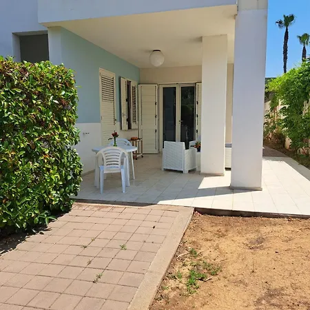 Brezza Di Mare A 50 Metri Dal Mare Di Baia Holiday home *