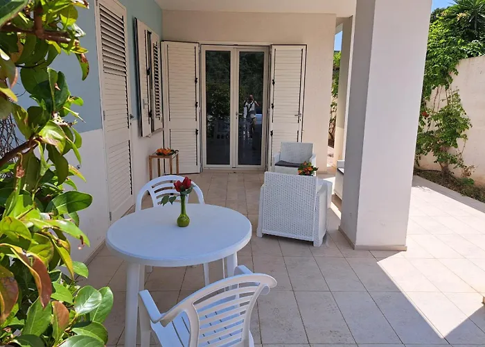 Tatil Evi Brezza Di Mare A 50 Metri Dal Mare Di Baia *